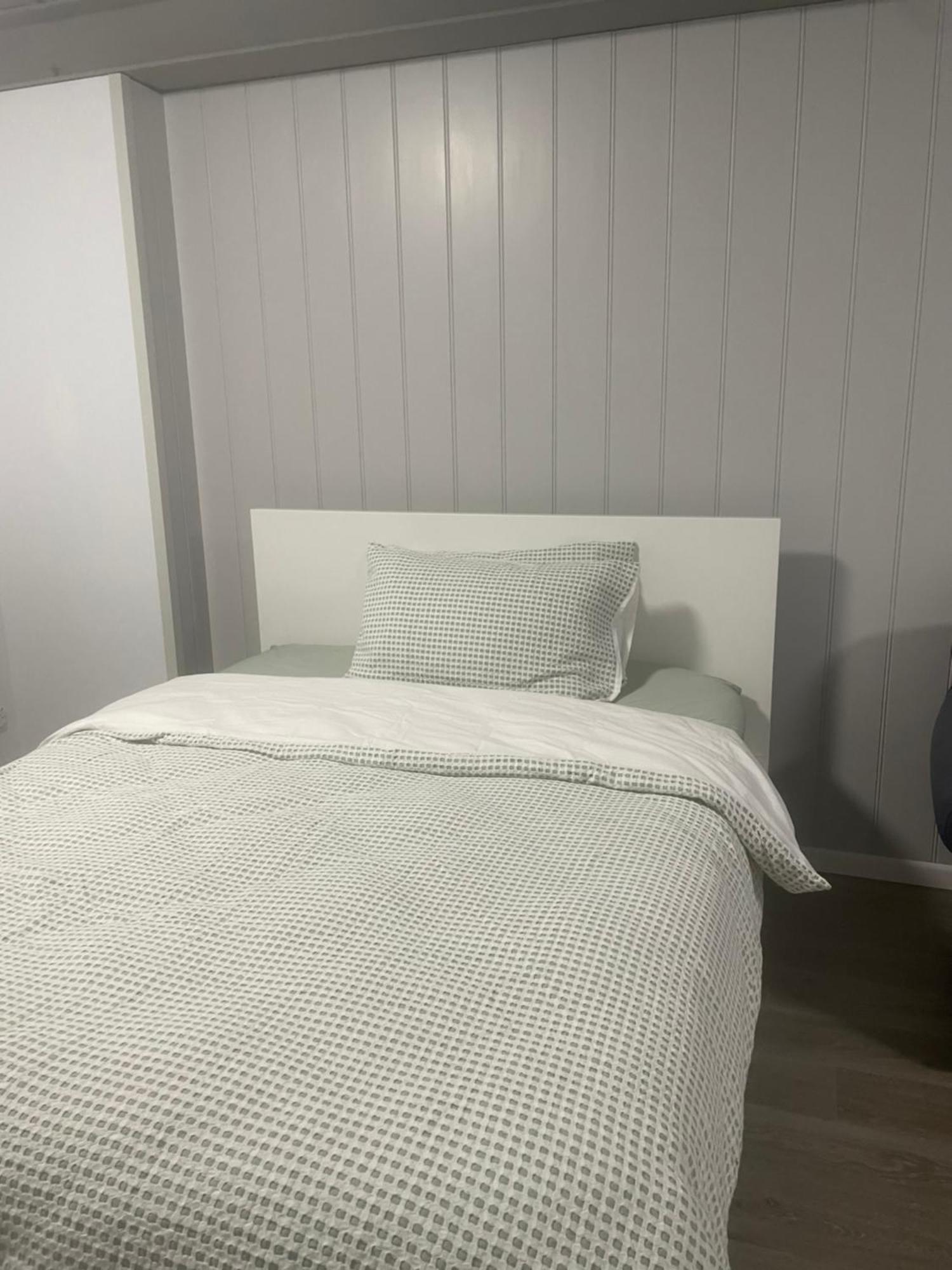 Spacious Studio Unit Rochedale South Buitenkant foto