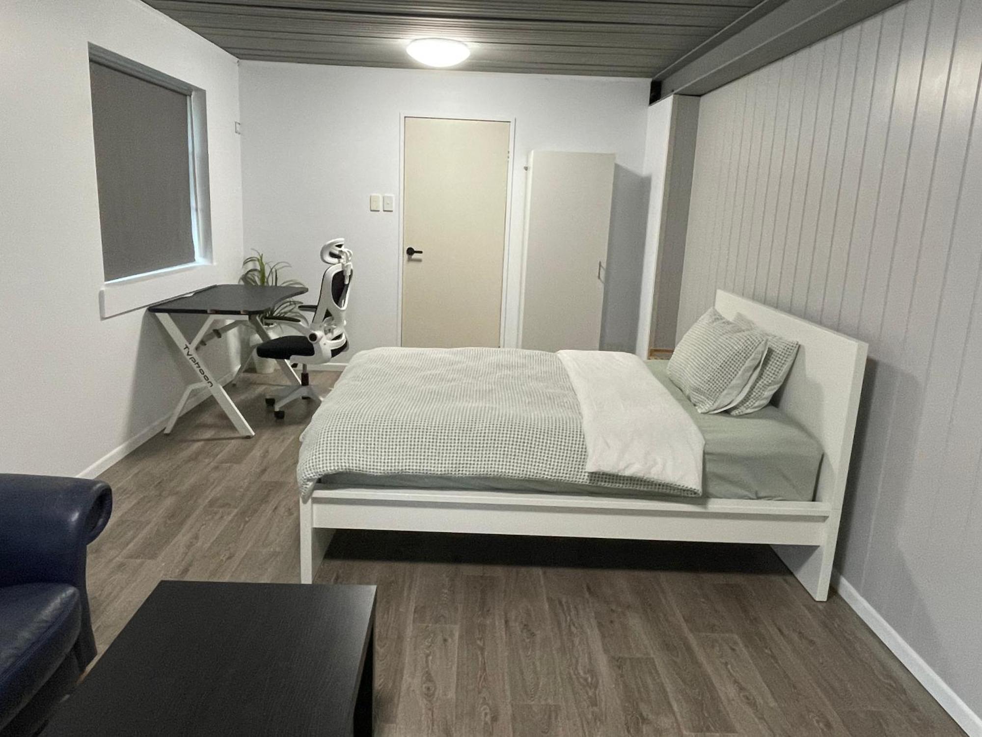 Spacious Studio Unit Rochedale South Buitenkant foto